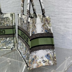  Dior Medium Book Tote